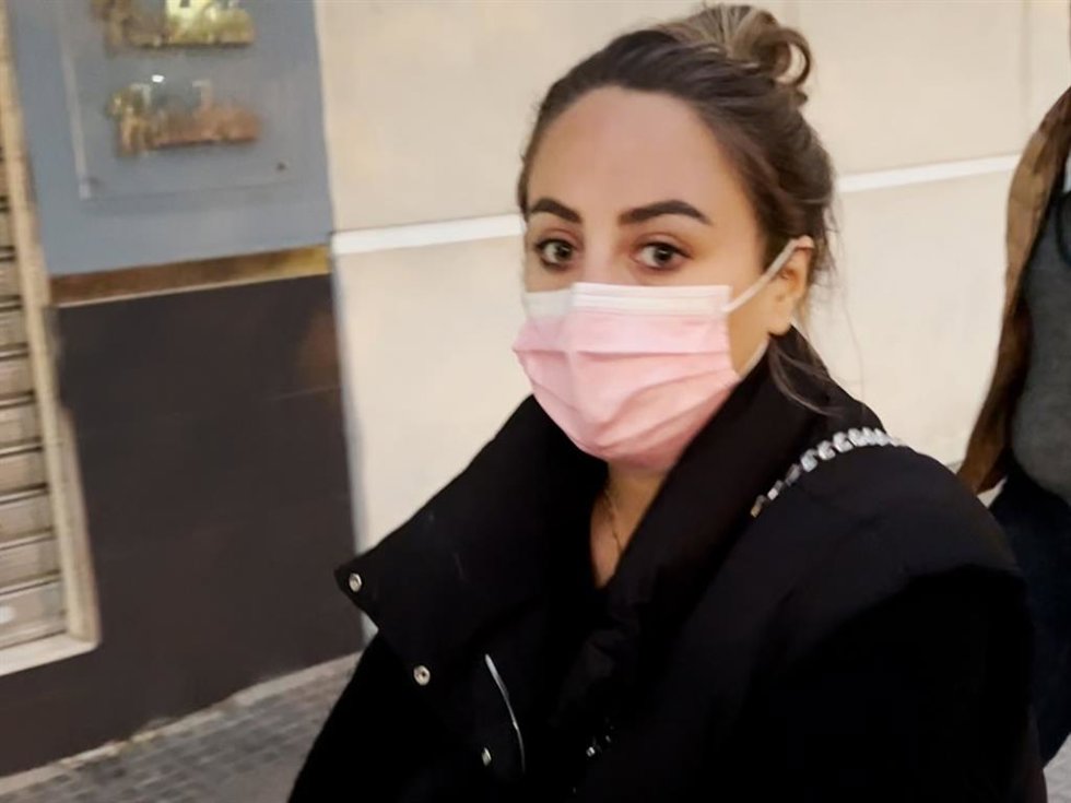 Rocío Flores llega a casa de su padre Antonio David Flores