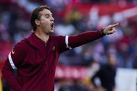 Lopetegui: "El 'es que' me toca los cojones, o condeno o no condeno"