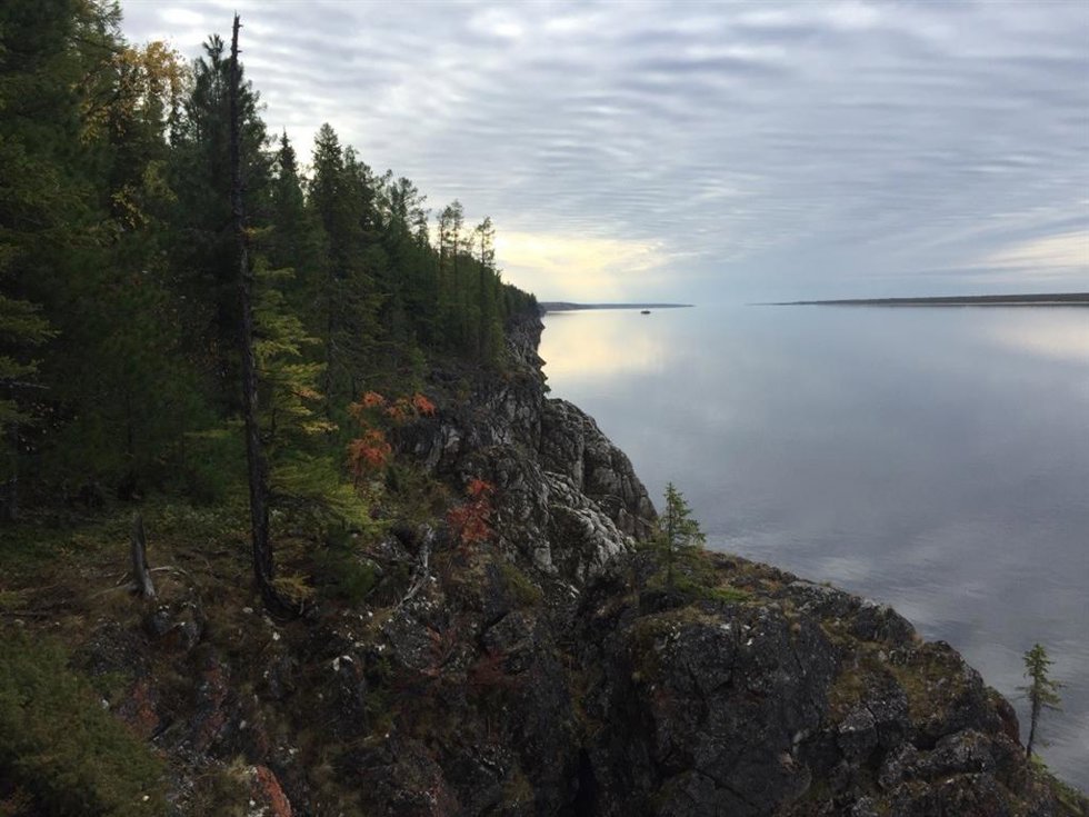 Una vista del río Yenisei, el río más grande que desemboca en el Océano Ártico.