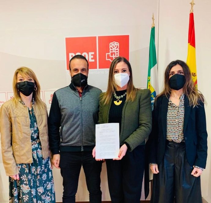 El Grupo Socialista registra una propuesta de pronunciamiento para instar al Gobierno a que siga apoyando la ganadería