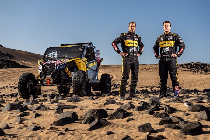 Can-Am Factory South Racing driver, Austin Jones, and his navigator, Gustavo Gugelmin, won the T4 category at the 2022 Dakar Rally in Saudi Arabia. BRP 2022