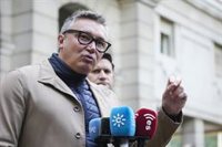 Vox no ve "suficiente" el cambio en tres años de Gobierno de Moreno, al que reprocha que siga con "políticas del PSOE"