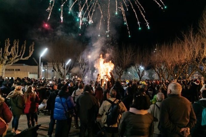 Suspendida en Huesca la hoguera y el reparto de patatas de San Vicente por la situación sanitaria.