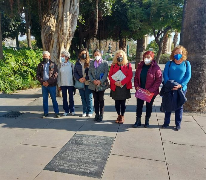 El grupo municipal de Unidas Podemos por Málaga (UPporMálaga) y la Plataforma por la Memoria de las Faeneras Malagueñas de 1918