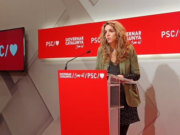 La portaveu del PSC, lia Tortolero, en la roda de premsa