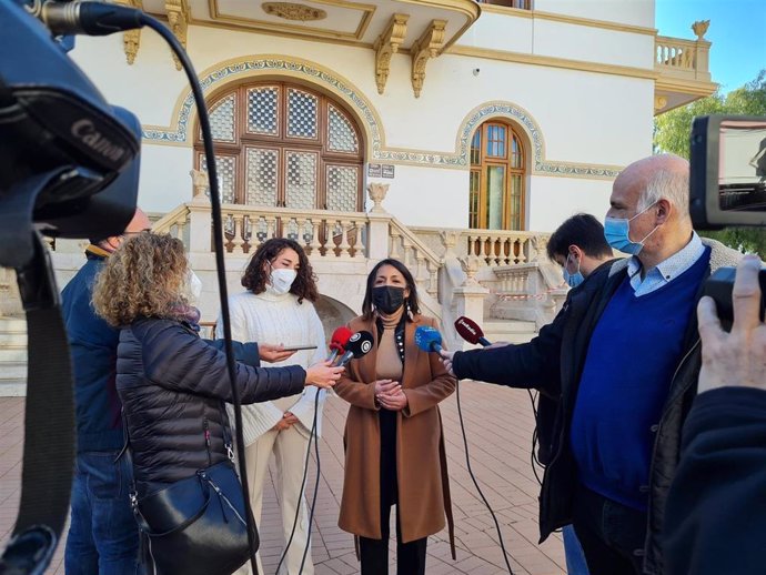 Bosquet atiende a los medios en Almería