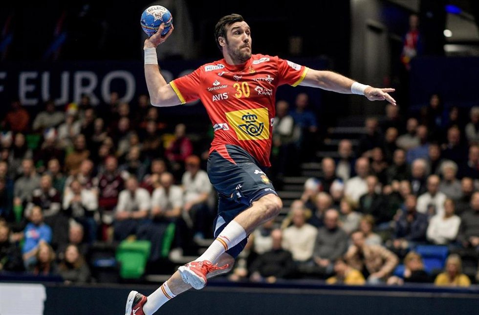 Archivo - Gedeón Guardiola, en un partido con la selección española de balonmano.