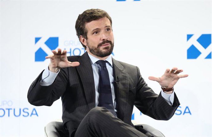 El presidente del PP, Pablo Casado, interviene en la inauguración oficial de la VIII edición del Foro de Innovación Turística de Hotusa, en Eurostars Madrid Tower, a 17 de enero de 2022, en Madrid, (España).