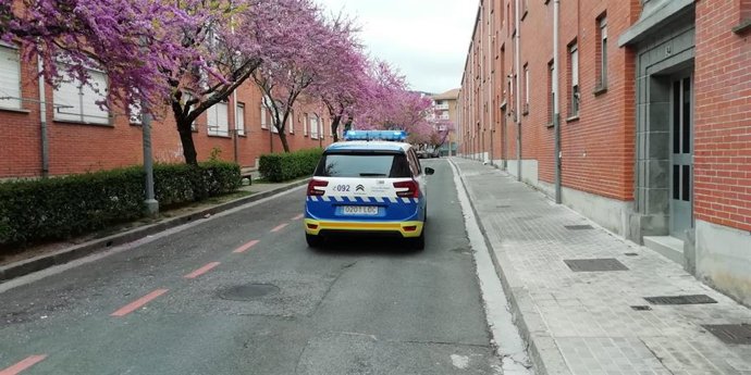 Imagen de un vehículo de la Policía Municipal de Pamplona.