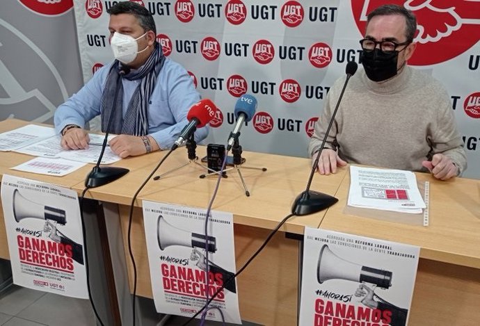 Los secretarios generales de UGT y CCOO en Castilla-La Mancha, Luis Manuel Monforte y Paco de la Rosa.
