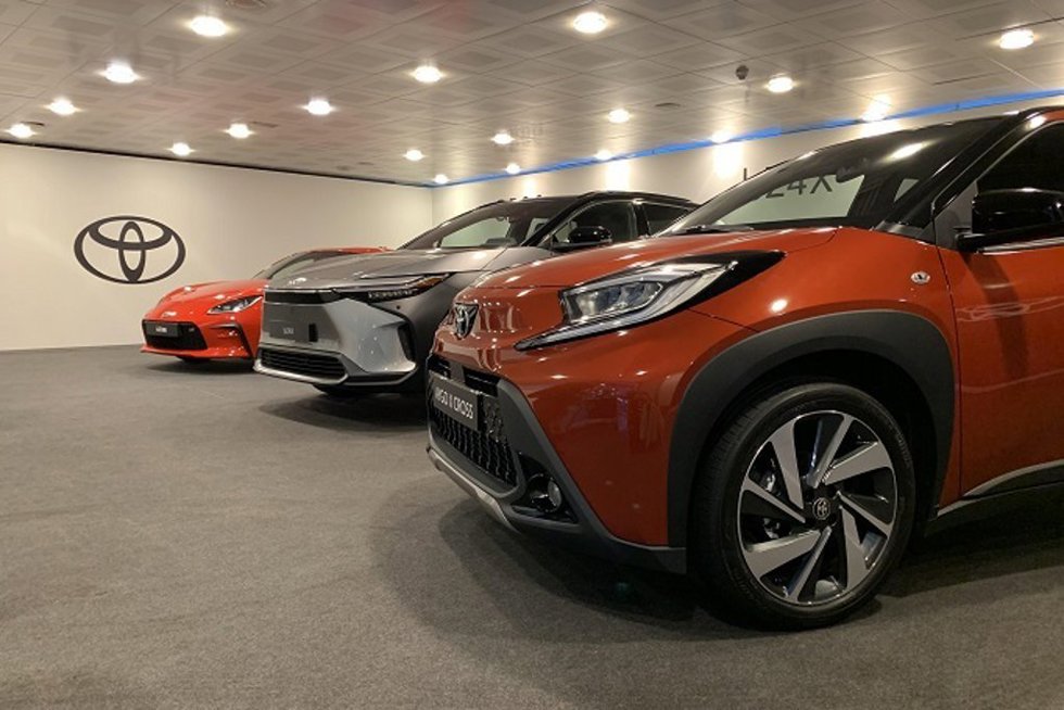 Nuevos Aygo X Cross, bZ4x y GR 86