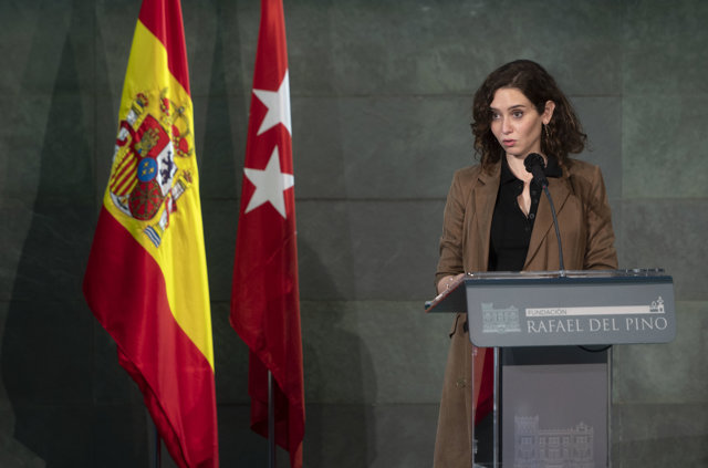 La presidenta de la Comunidad de Madrid, Isabel Díaz Ayuso, interviene en el acto de presentación del libro ‘Liberalismo a la madrileña’, en la Fundación Rafael del Pino