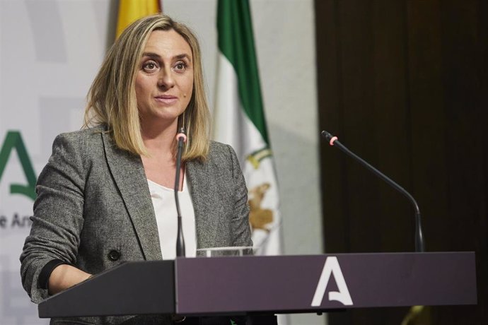 La consejera de Fomento, Marifrán Carazo, este martes en la rueda de prensa del Consejo de Gobierno.