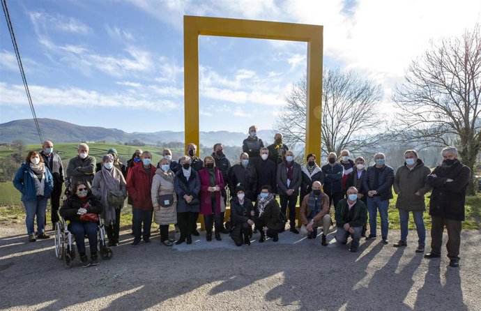 Marco de los Objetivos de Desarrollo Sostenible colocado en Villacarriedo por la Red Española de Desarrollo Rural