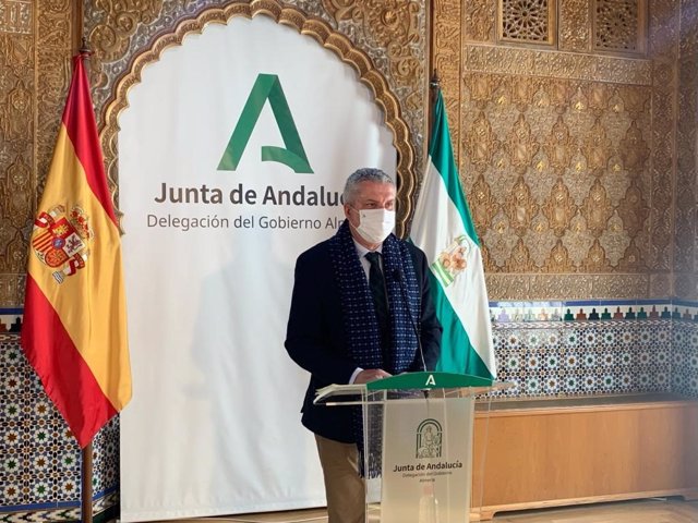 El consejero de Salud y Familias de la Junta de Andalucía en Almería, Juan de la Cruz Belmonte.