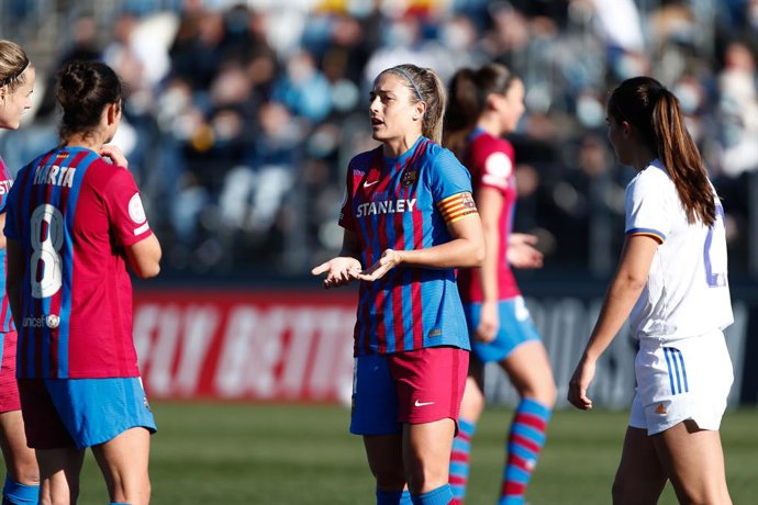 Archivo - Alexia Putellas of FC Barcelona gestures during the spanish women league, Primera Iberdrola, football match played between Real Madrid and FC Barcelona at Alfredo di Stefano stadium on December 12, 2021, in Valdebebas, Madrid, Spain.