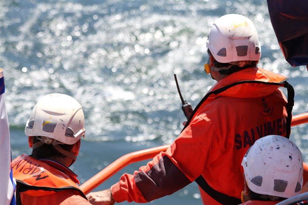 Archivo - Efectivos de Salvamento Marítimo participan en las labores de búsqueda
