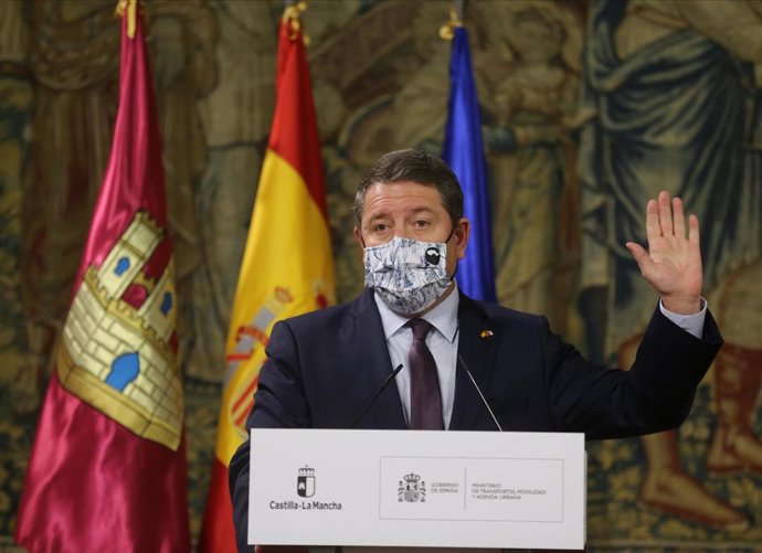 García-Page recibe a Raquel Sánchez en Toledo