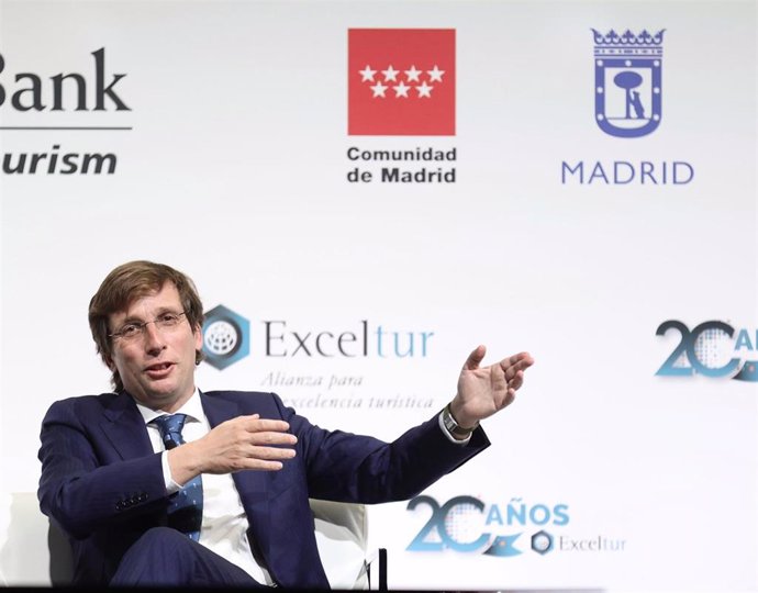 El alcalde de Madrid, José Luis Martínez-Almeida, interviene en la 11 edición del Foro de Liderazgo Turístico Exceltur 