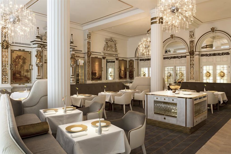Anantara Grand Hotel Krasnapolsky.