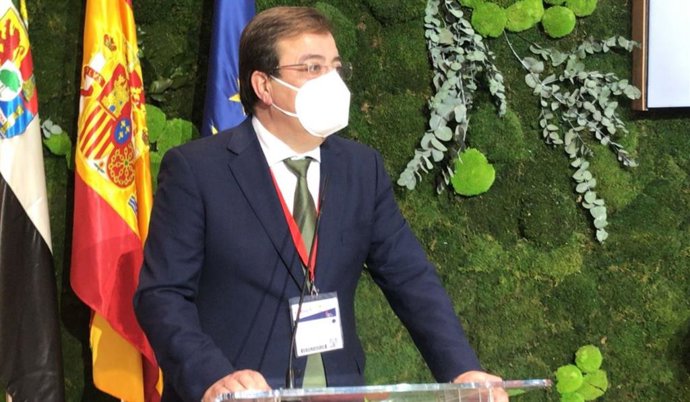 El presidente de la Junta de Extremadura, Guillermo Fernández Vara, en Fitur