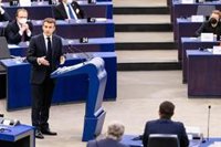 Macron propone incluir el derecho al aborto en la Carta Europea de Derechos Fundamentales