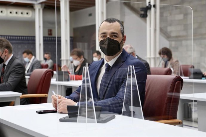 Archivo - PP: "El PSOE miente a toda costa en su desesperada e inútil pretensión de desprestigiar al Gobierno regional"