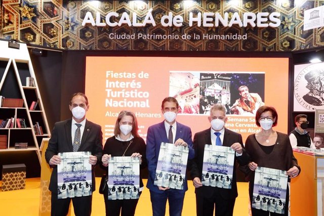 Representantes del Ayuntamiento de Alcalá de Henares presentan las tres nuevas páginas web de las Fiestas de Interés Turístico