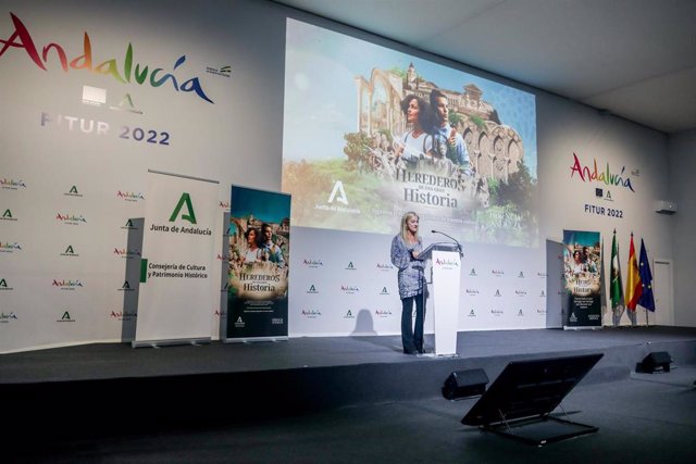 La consejera de Cultura y Patrimonio Histórico, Patricia del Pozo, presenta en Fitur el proyecto 'Herederos de una gran historia', en el Pabellón de Andalucía, en la 42ª edición de la Feria Internacional del Turismo, Fitur 2022