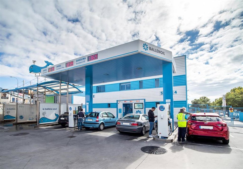 Estación de servicio de Ballenoil