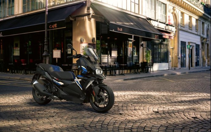 Archivo - BMW C 400 X
