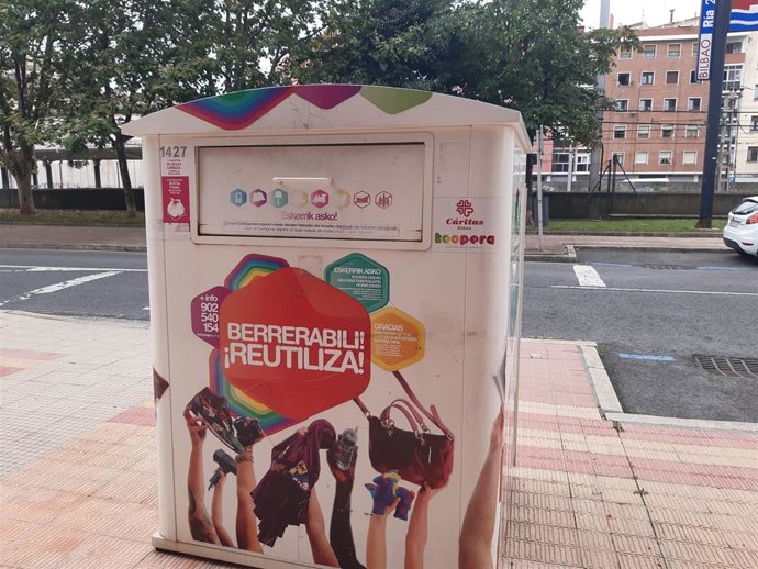 Contenedor para la recogida de textiles.