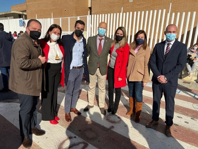 El consejero de Educación y Deporte, Javier Imbroda, en la inauguración de las nuevas instalaciones del IES Fuente Juncal de Aljaraque.