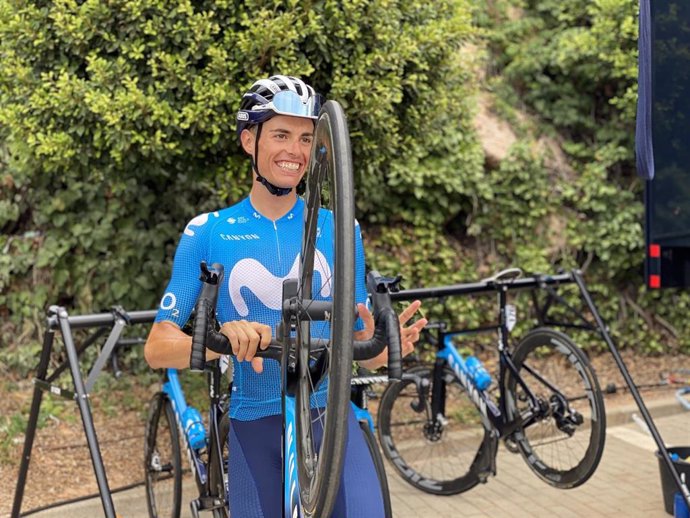 Archivo - El ciclista español Enric Mas (Movistar Team) en el primer día de descanso de La Vuelta 2021
