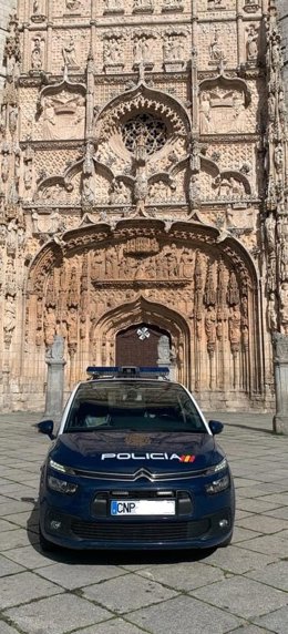 Vehículo de la Policía Nacional.