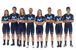 Corredores y corredoras que forman parte de los equipos del Movistar Team 2022