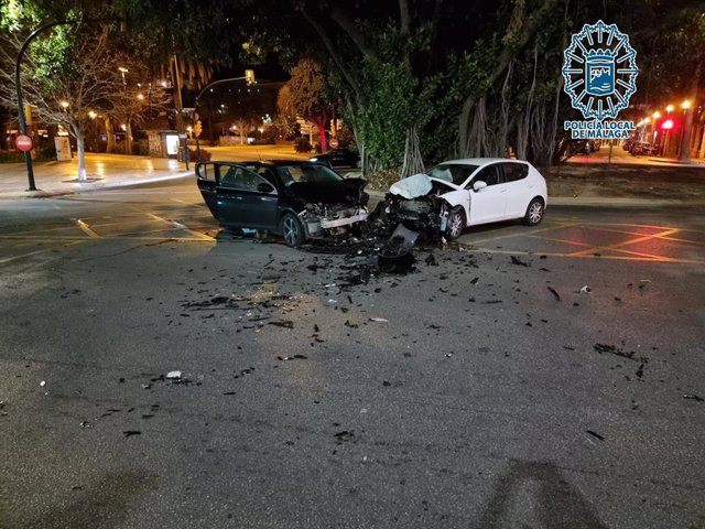 La Policía Local de Málaga sorprende en lo que va de mes a 90 conductores bajo los efectos del alcohol o drogas. En la imagen, uno de los accidentes