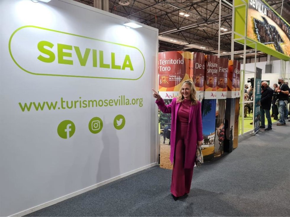 La diputada de Cs por Sevilla en el Parlamento de Andalucía, Ana Llopis, en Fitur, en Madrid.