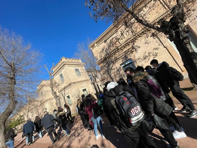 Visita de preuniversitarios a la UCLM