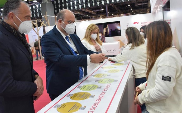 El vicepresidente de Castilla-La Mancha, José Luis Martínez Guijarro, en Fitur