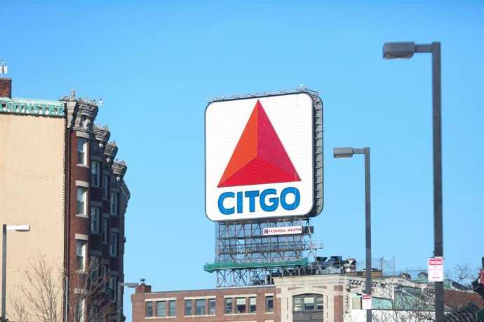 Archivo - Cartel de Citgo en Boston