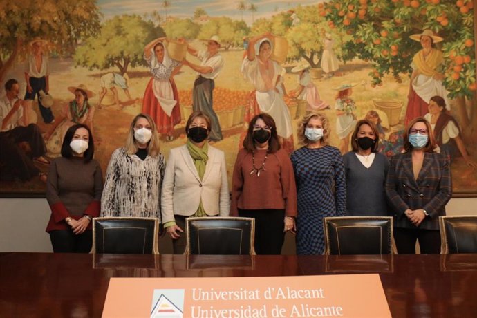 La Universidad de Alicante y AEPA impulsan un título universitario en materia de igualdad
