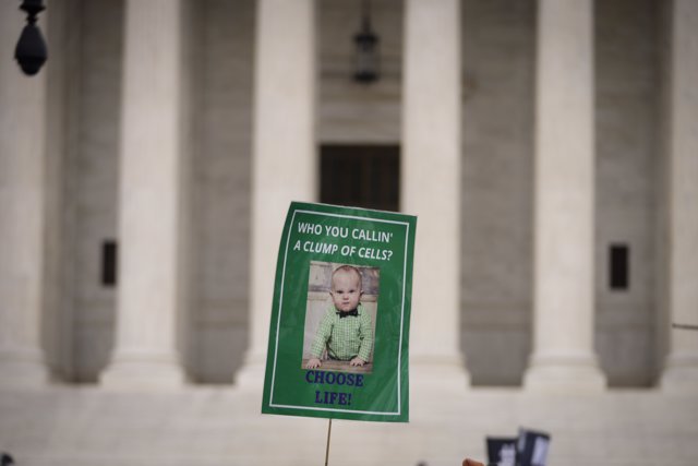 Activistas anti aborto ante el Tribunal Supremo de Estados Unidos, a 21 de enero de 2022