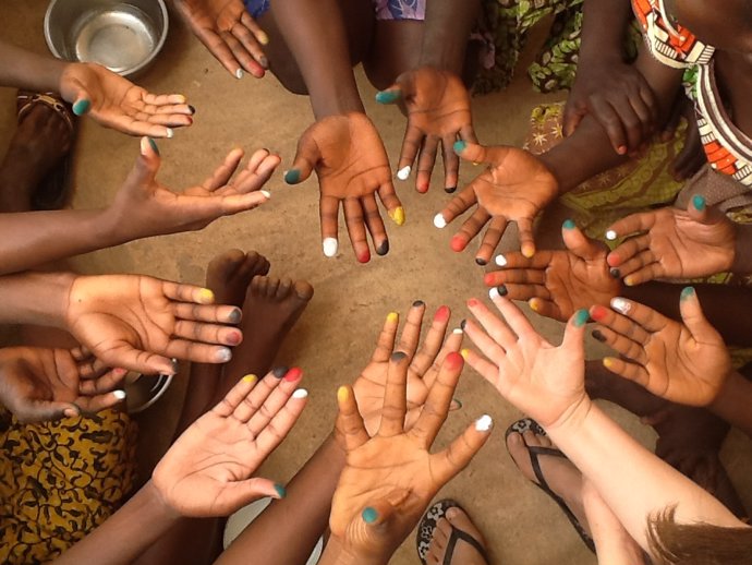 Fundacion Amaranta aspira a ayudar a 800 mujeres con sus proyectos de cooperación.