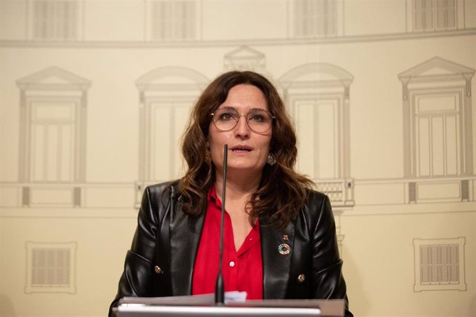 La consellera  de la Presidencia, Laura Vilagr, presenta en una rueda de prensa el proyecto de la candidatura de los Juegos Olímpicos de Invierno Pirineos Barcelona 2030.