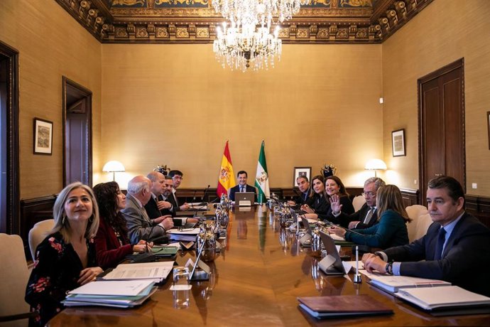 Archivo - Foto de archivo del Consejo de Gobierno de la Junta de Andalucía presidido por Juanma Moreno. 