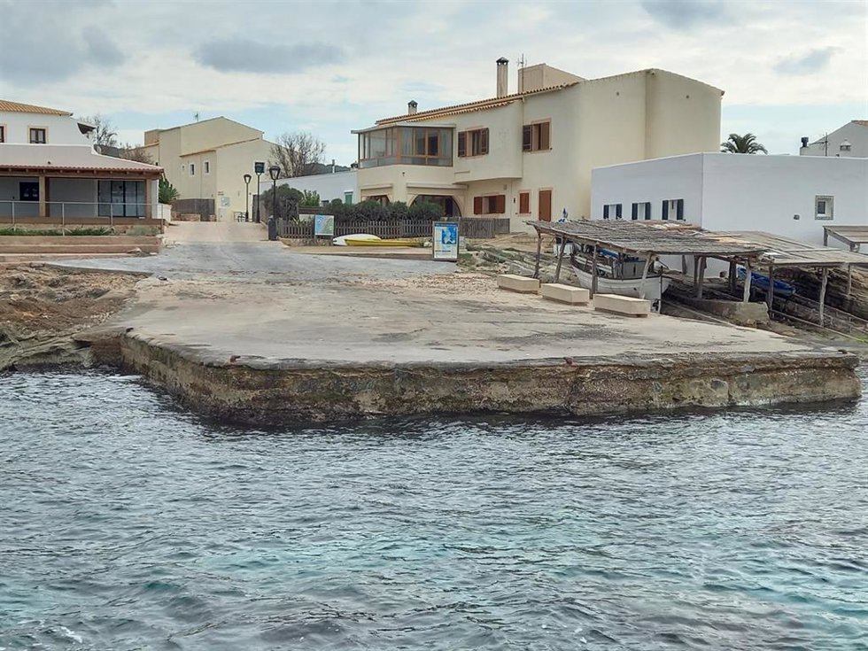 Muelle de Es Caló de Sant Agustí, en Formentera