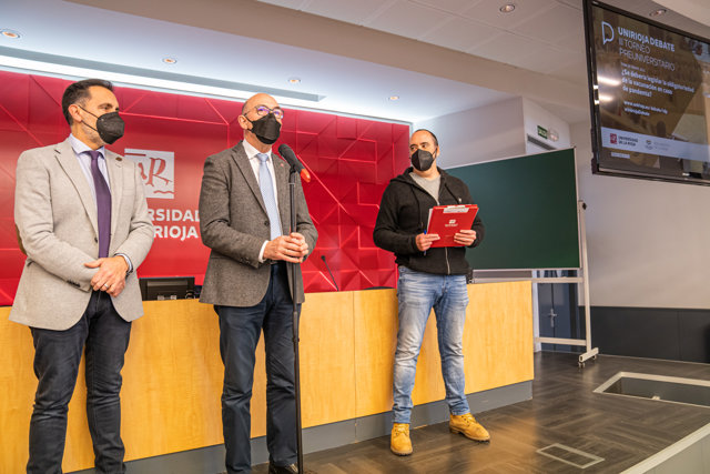 Torneo-Debate-Preuniversitario-Unirioja 021