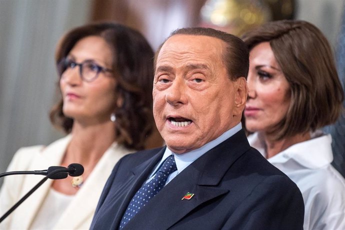 Archivo - El ex primer ministro italiano Silvio Berlusconi