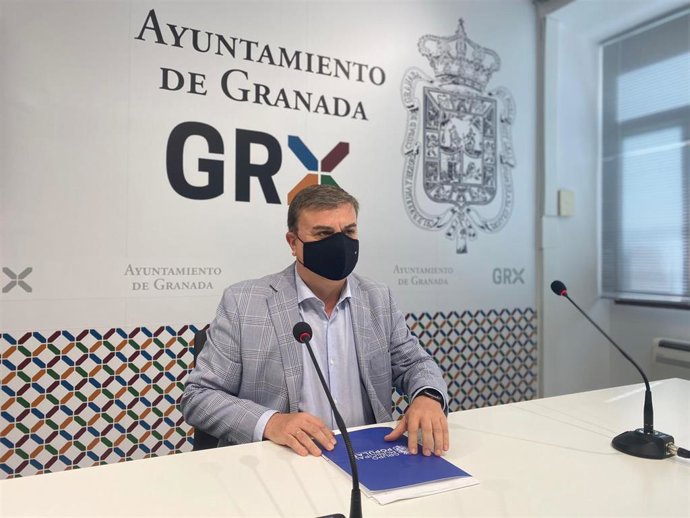 El concejal del PP en el Ayuntamiento de Granada Francisco Fuentes.